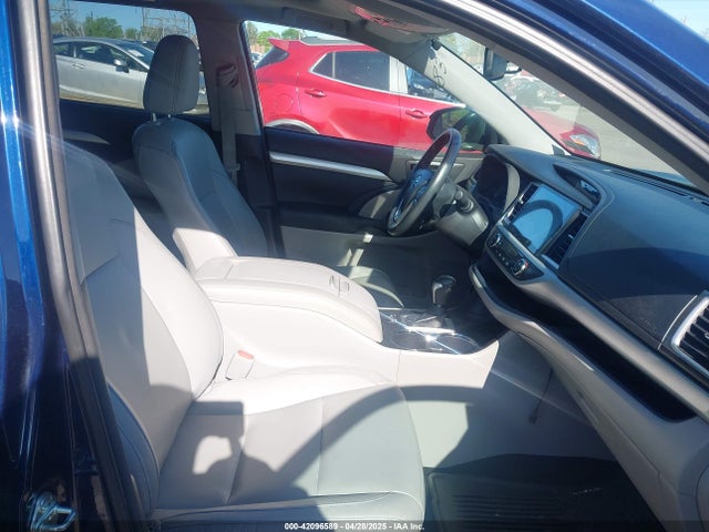 5TDJKRFH1ES026983 Toyota Highlander Xle V6