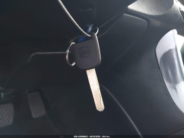 1HGCR2F32HA221090 Honda ACCORD LX