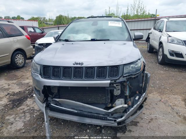 3C4NJDBB8JT323967 Jeep Compass Altitude 4x4