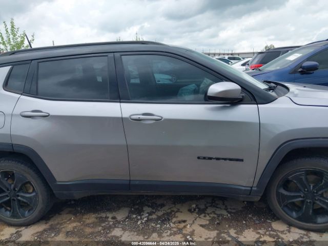 3C4NJDBB8JT323967 Jeep Compass Altitude 4x4