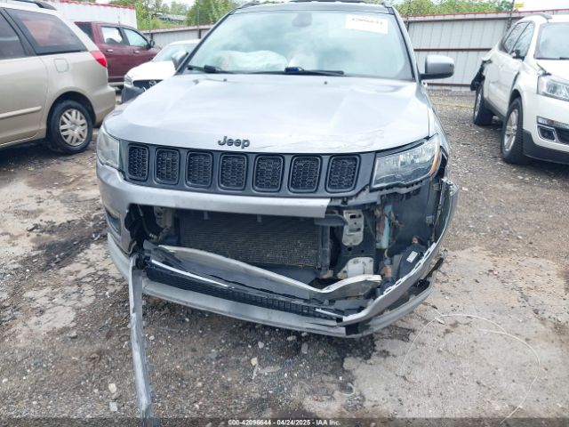 3C4NJDBB8JT323967 Jeep Compass Altitude 4x4
