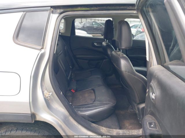 3C4NJDBB8JT323967 Jeep Compass Altitude 4x4