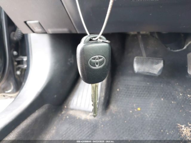 5YFBURHE9GP442048 Toyota Corolla Le Plus