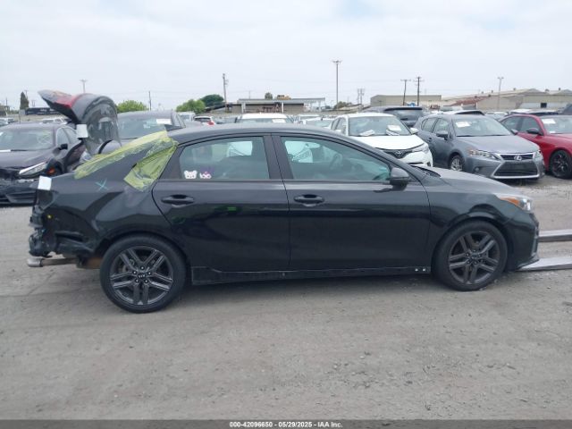 3KPF34AD3ME360404 KIA Forte Gt-line