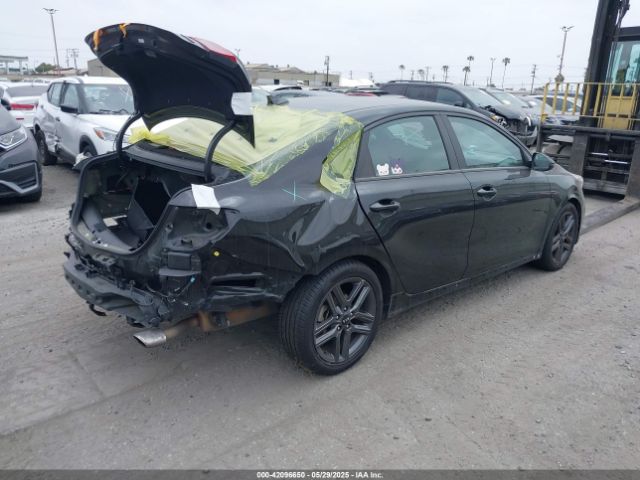 3KPF34AD3ME360404 KIA Forte Gt-line