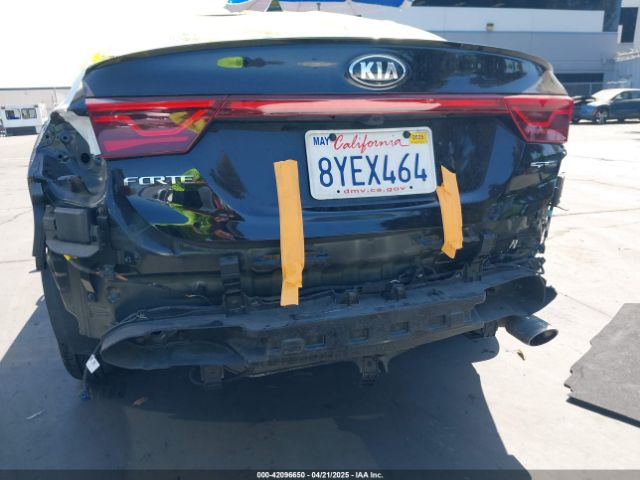 3KPF34AD3ME360404 KIA Forte Gt-line