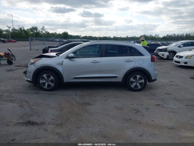 KNDCB3LC7K5231434 KIA NIRO LX