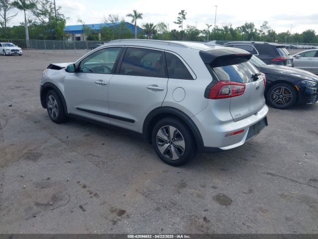 KNDCB3LC7K5231434 KIA NIRO LX