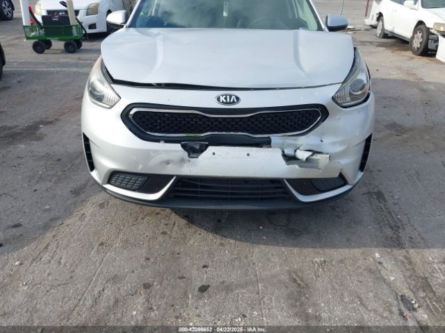 KNDCB3LC7K5231434 KIA NIRO LX