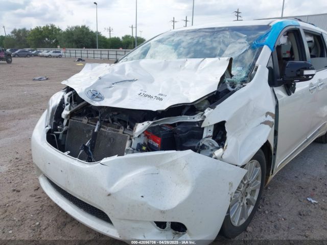 5TDYZ3DC4HS776316 Toyota Sienna Limited Premium 7 Passenger