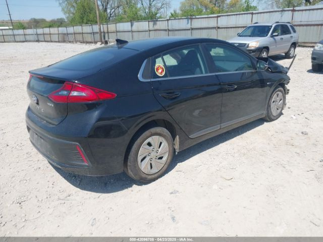 2017 HYUNDAI IONIQ HYBRID KMHC75LC2HU036476 Photo 3
