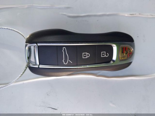 2020 PORSCHE PANAMERA WP0AG2A71LL145641 Photo 10