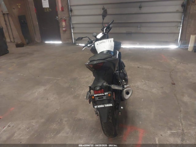 MH3RH20Y9RK014340 Yamaha Mtn320 (mt-03)