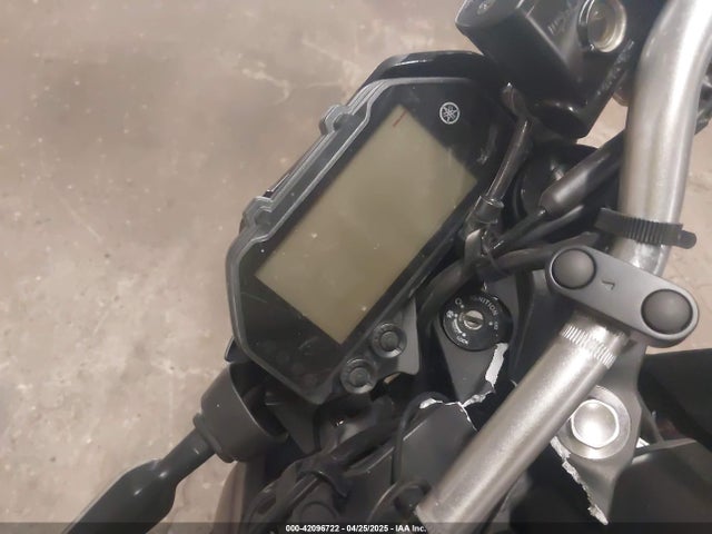 MH3RH20Y9RK014340 Yamaha Mtn320 (mt-03)