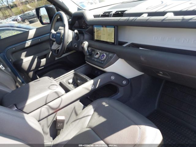 SALEJ7EU4R2244946 Land Rover Defender 110 P400 S