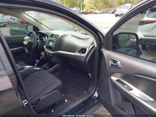 3C4PDCAB1JT277569 Dodge JOURNEY SE