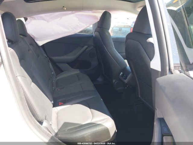 7SAYGDED0RA327806 Tesla 2024