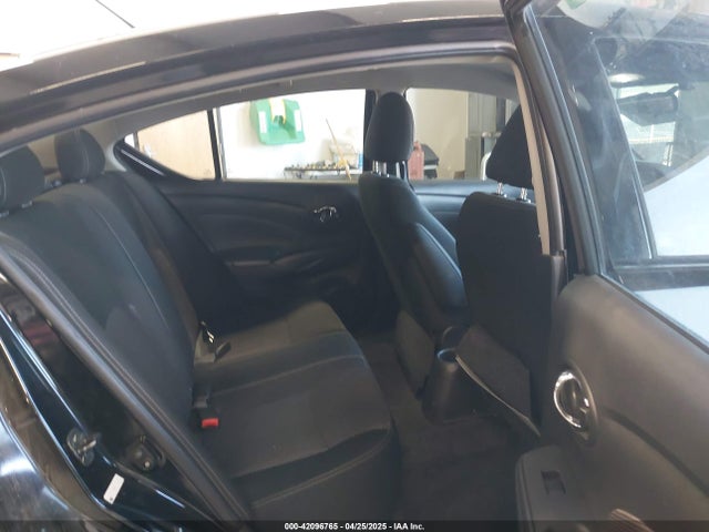 3N1CN7AP5KL818299 Nissan Versa 1.6 Sv