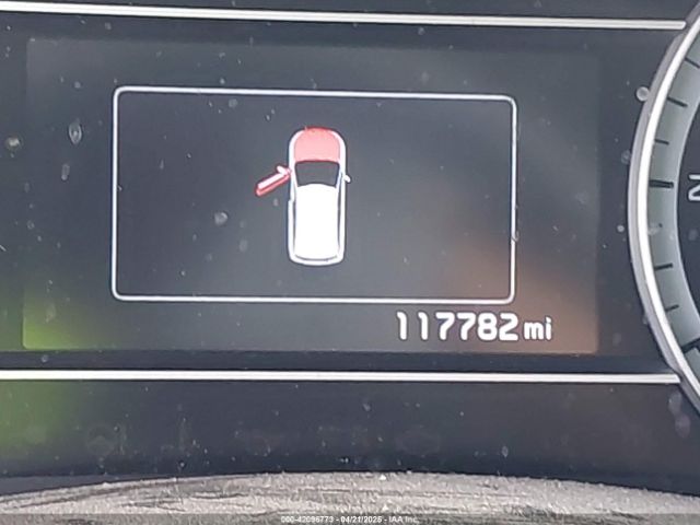 KNDCB3LC8J5118610 KIA NIRO FE