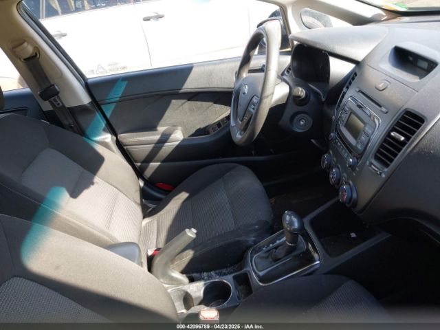 3KPFK4A7XHE099680 KIA FORTE LX
