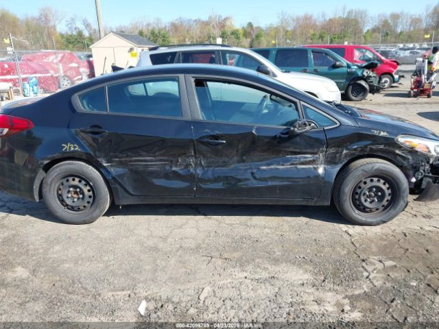 3KPFK4A7XHE099680 KIA FORTE LX