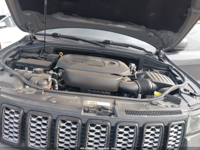 2019 JEEP GRAND CHEROKEE 1C4RJEAG7KC662575 Photo 9