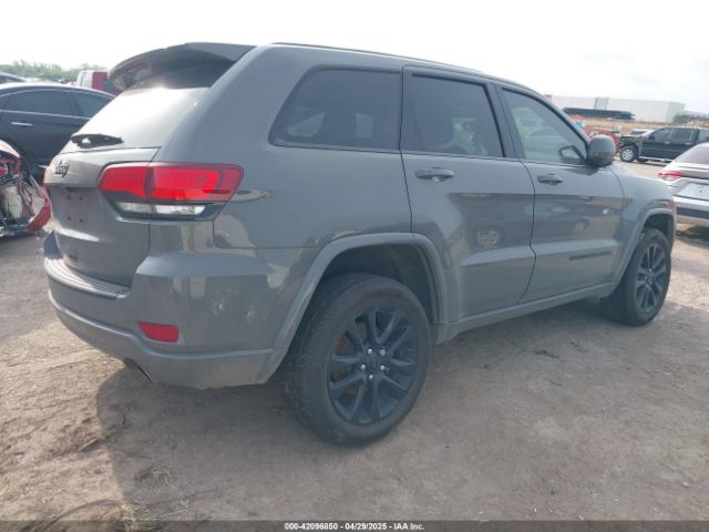 2019 JEEP GRAND CHEROKEE 1C4RJEAG7KC662575 Photo 3