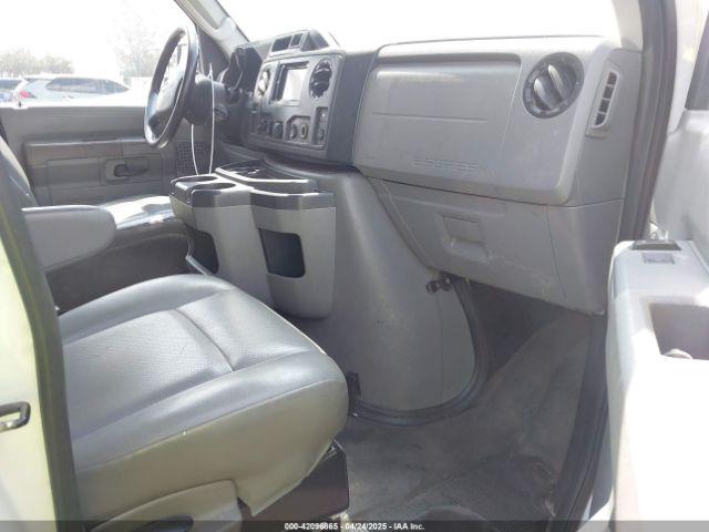 1FTNE1EW4EDA07818 Ford E-150 Commercial