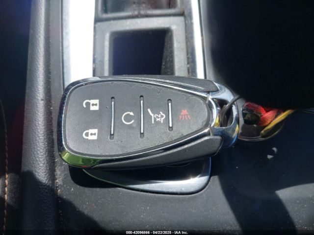 3GNAXUEV9KS508126 Chevrolet EQUINOX LT