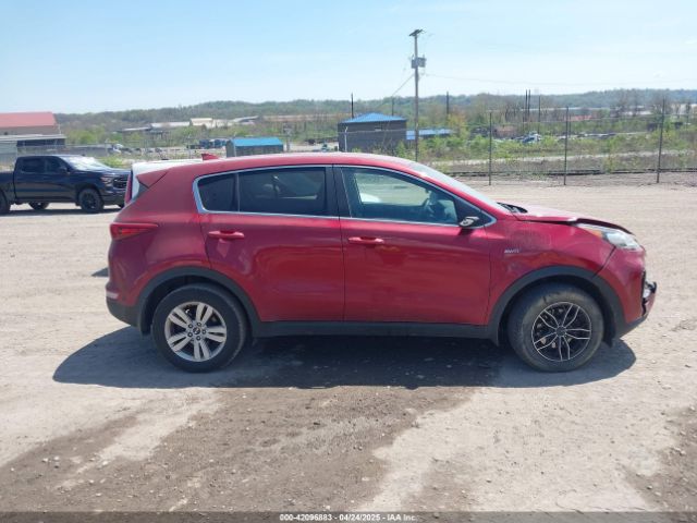 KNDPMCAC8H7296742 KIA Sportage Lx