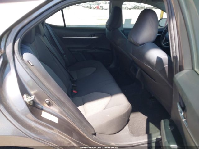 4T1B11HK8KU204599 Toyota CAMRY LE