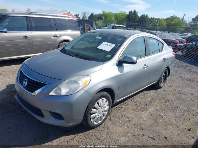 3N1CN7AP5EL809218 Nissan Versa 1.6 Sv