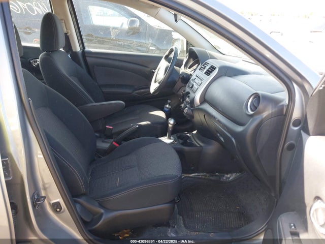 3N1CN7AP5EL809218 Nissan Versa 1.6 Sv