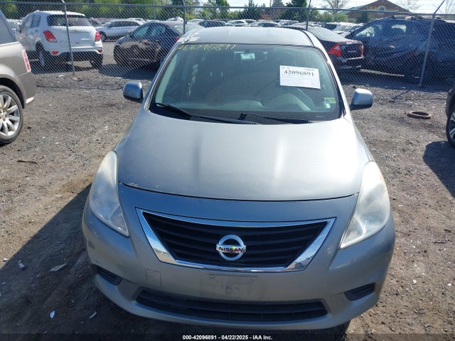 3N1CN7AP5EL809218 Nissan Versa 1.6 Sv