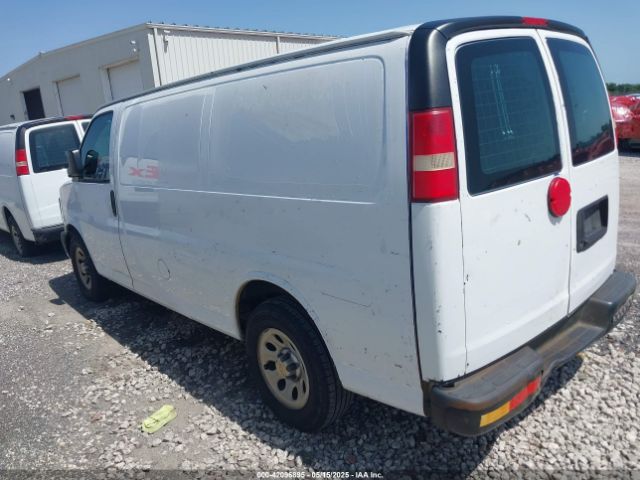 1GCSGAFX0E1163070 Chevrolet Express 1500 Work Van