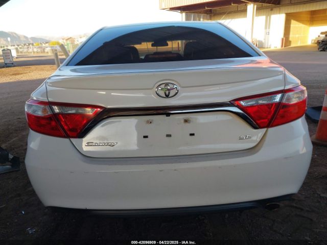 4T1BF1FK2HU397913 Toyota CAMRY SE
