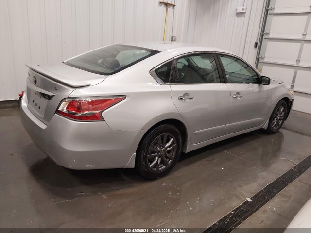 Nissan Altima 2.5 S 2015 1N4AL3APXFC453323 Image 4