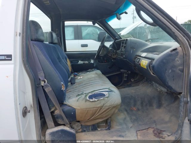 1996 GMC SIERRA 1GTFC24R6TZ504719 Photo 4