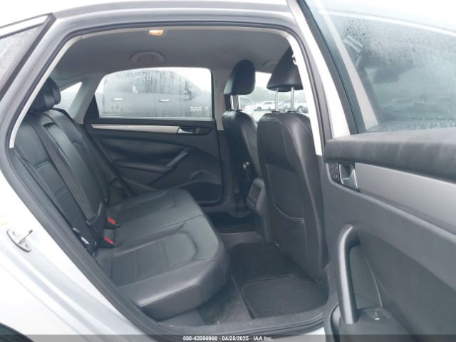 1VWAS7A30FC104539 Volkswagen Passat 1.8t Limited Edition