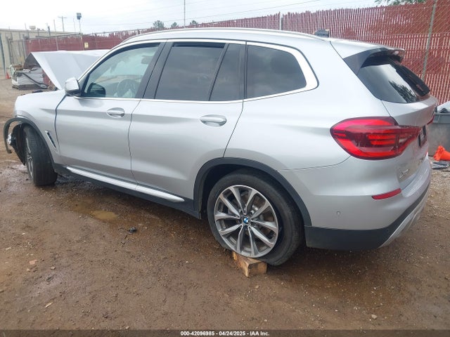 BMW X3 2019 5UXTR7C55KLR47196 Image 3