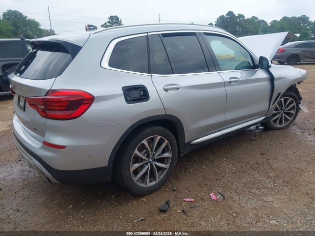 BMW X3 2019 5UXTR7C55KLR47196 Image 4