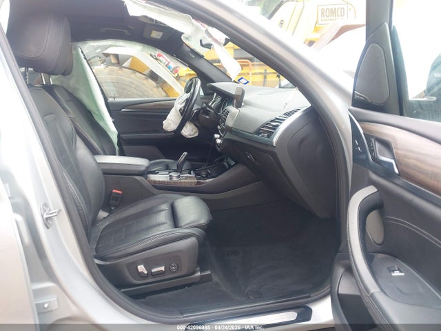 BMW X3 2019 5UXTR7C55KLR47196 Image 5