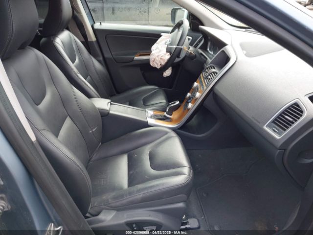 YV440MRU6H2170911 Volvo Xc60 T5 Inscription