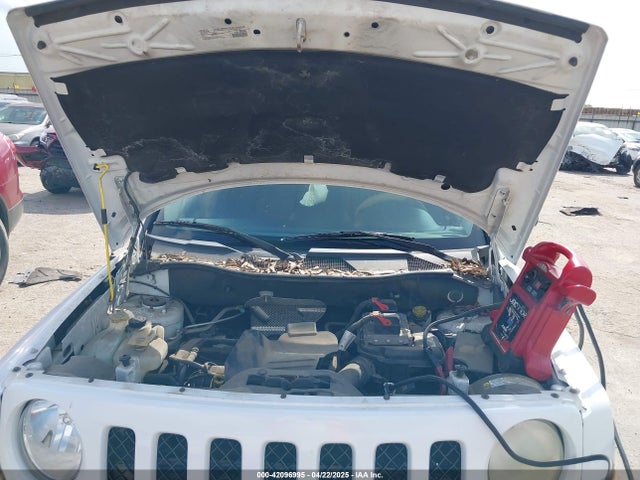 1C4NJPBA5HD145525 Jeep Patriot Sport Fwd