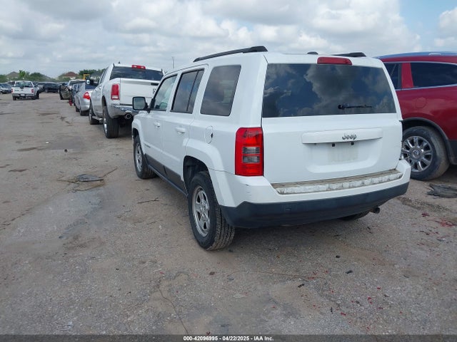 1C4NJPBA5HD145525 Jeep Patriot Sport Fwd