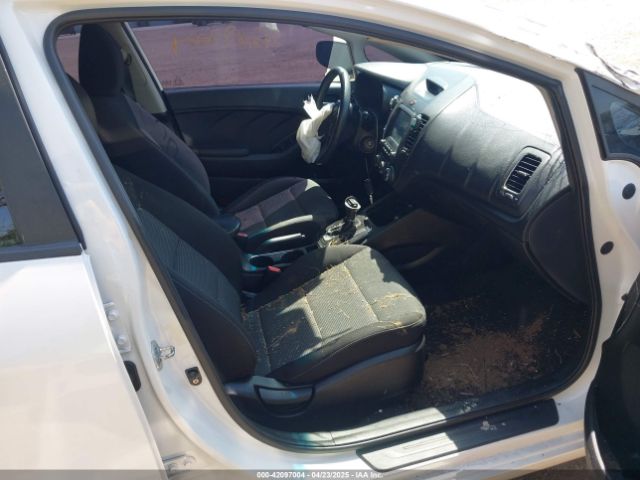 3KPFL4A7XJE235390 KIA FORTE LX