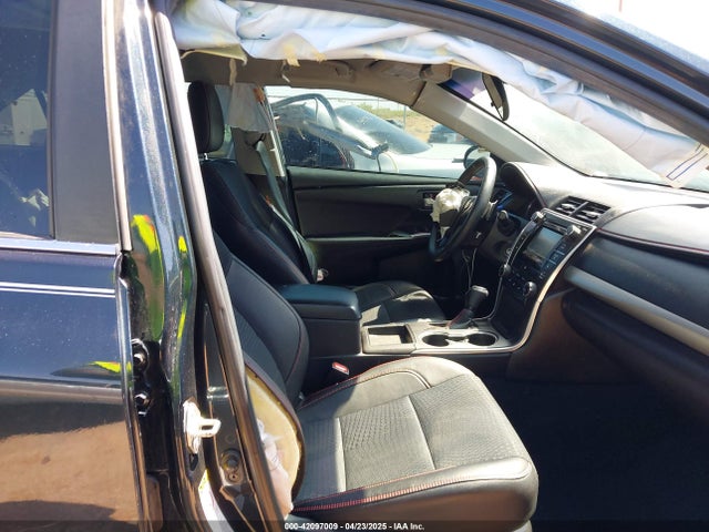 4T1BF1FKXFU063335 Toyota CAMRY SE
