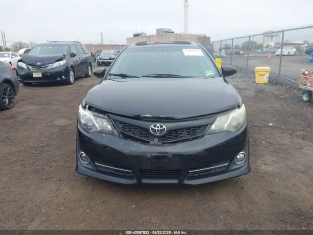 4T1BF1FK0EU325040 Toyota Camry Se Sport