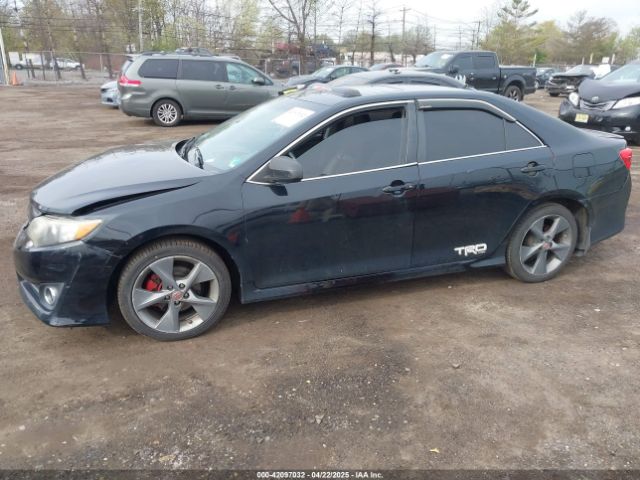 4T1BF1FK0EU325040 Toyota Camry Se Sport