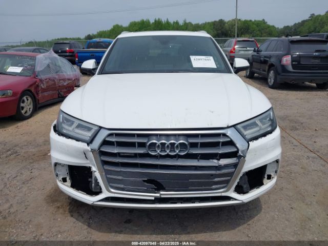 WA1BNAFYXJ2041670 Audi Q5 2.0t Premium/2.0t Tech Premium